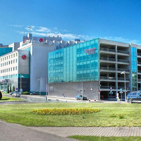 Victoria Hotel & Business Centre Minsk Exterior foto